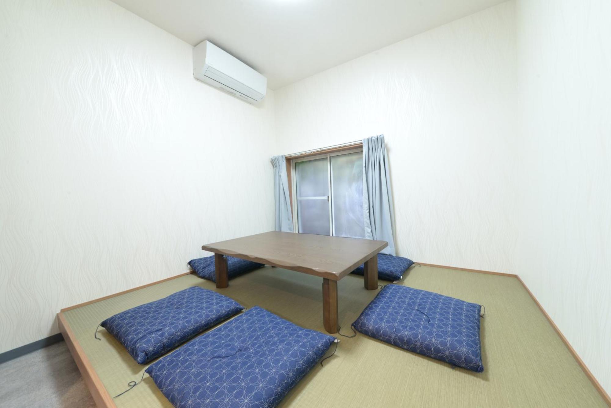 Rumah liburan 和ノ楓cottage　新宿の2階建て5室2シャワー2トイレ *